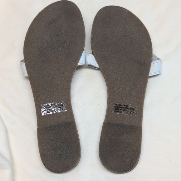 Steve Madden Sanibel White Leather Chain Sandals 7.5 NWOB - Picture 3 of 4